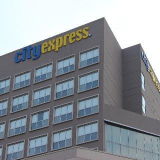 Express By Marriott Ciudad De Mexico Patio Universidad Hotel