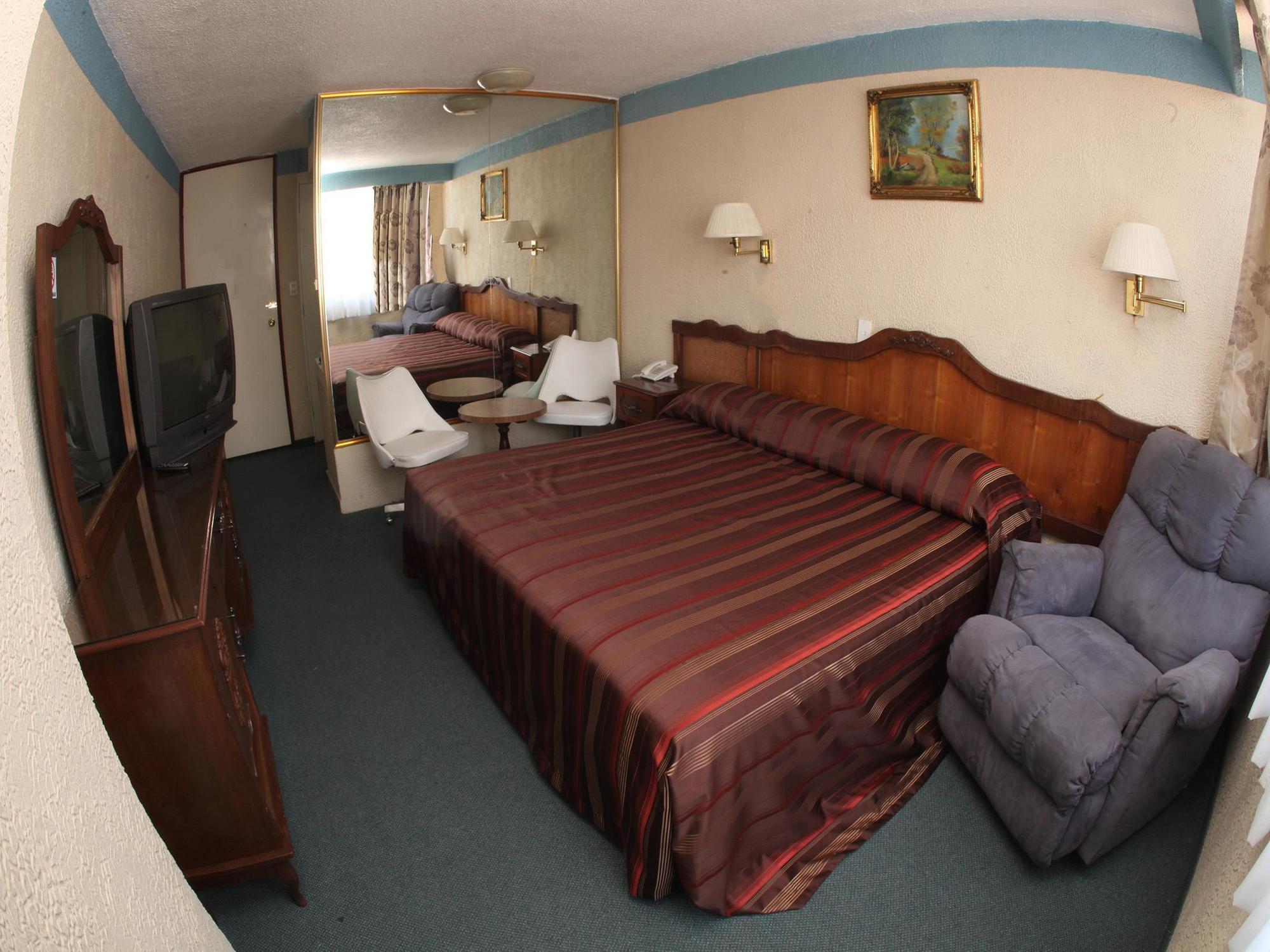 Hotel Plaza Madrid 4*