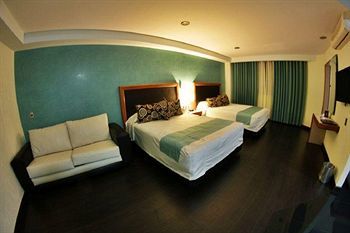 Abastos Plaza Hotel