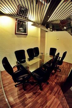 Abastos Plaza 4*