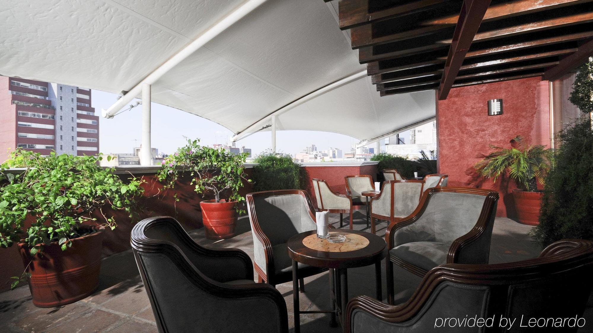 Zona Rosa Hostel *