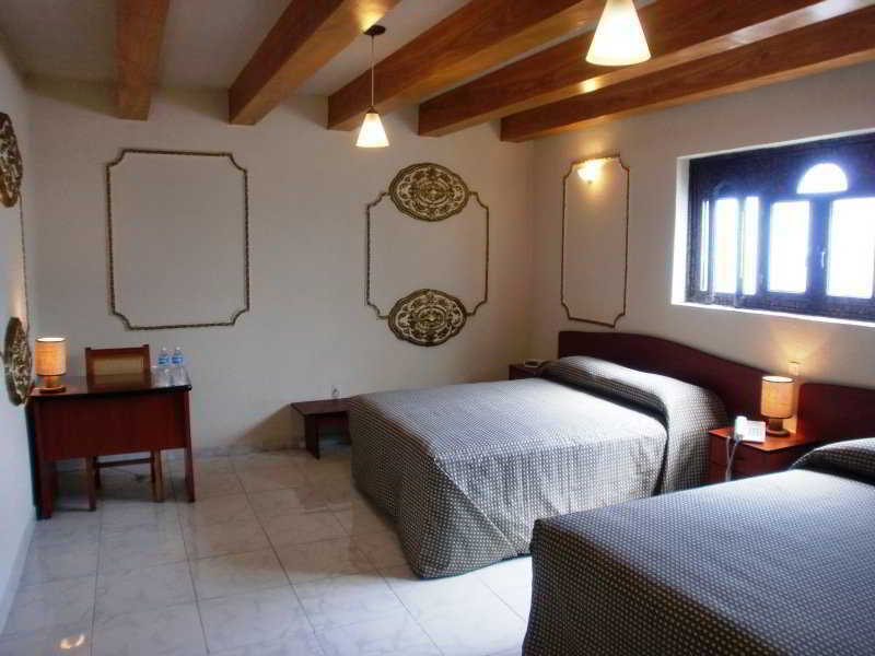 Casa De La Luna Hotel 3*