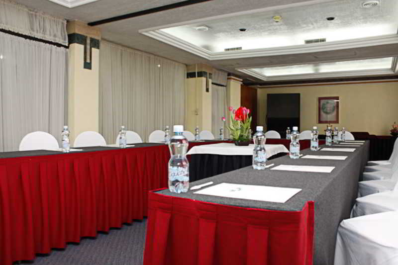 Pedregal Palace Hotel 3*