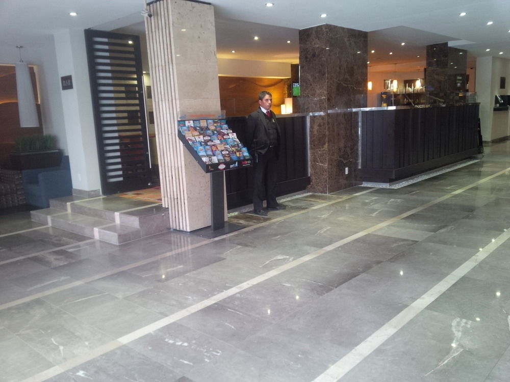 Metropol Hotel