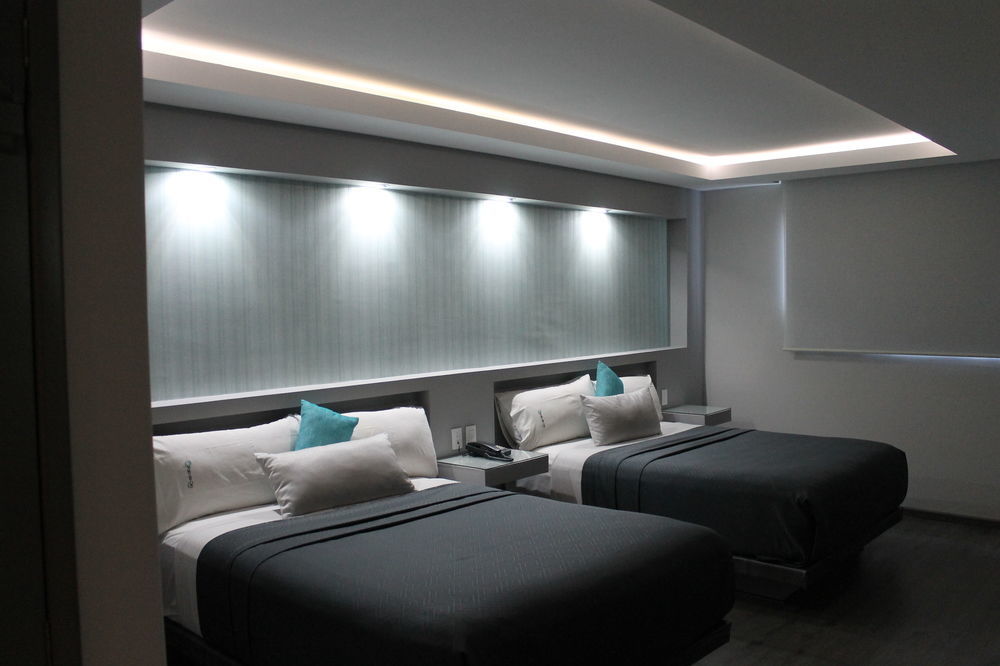Hotel Mx Congreso 4*