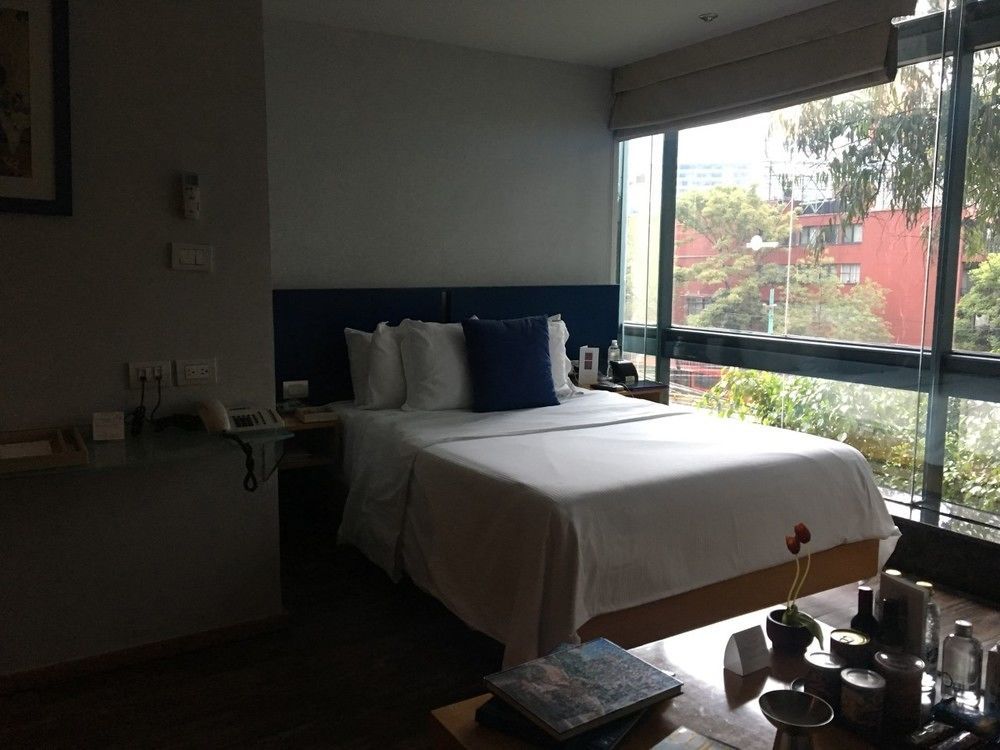 Contempo Hotel 5*