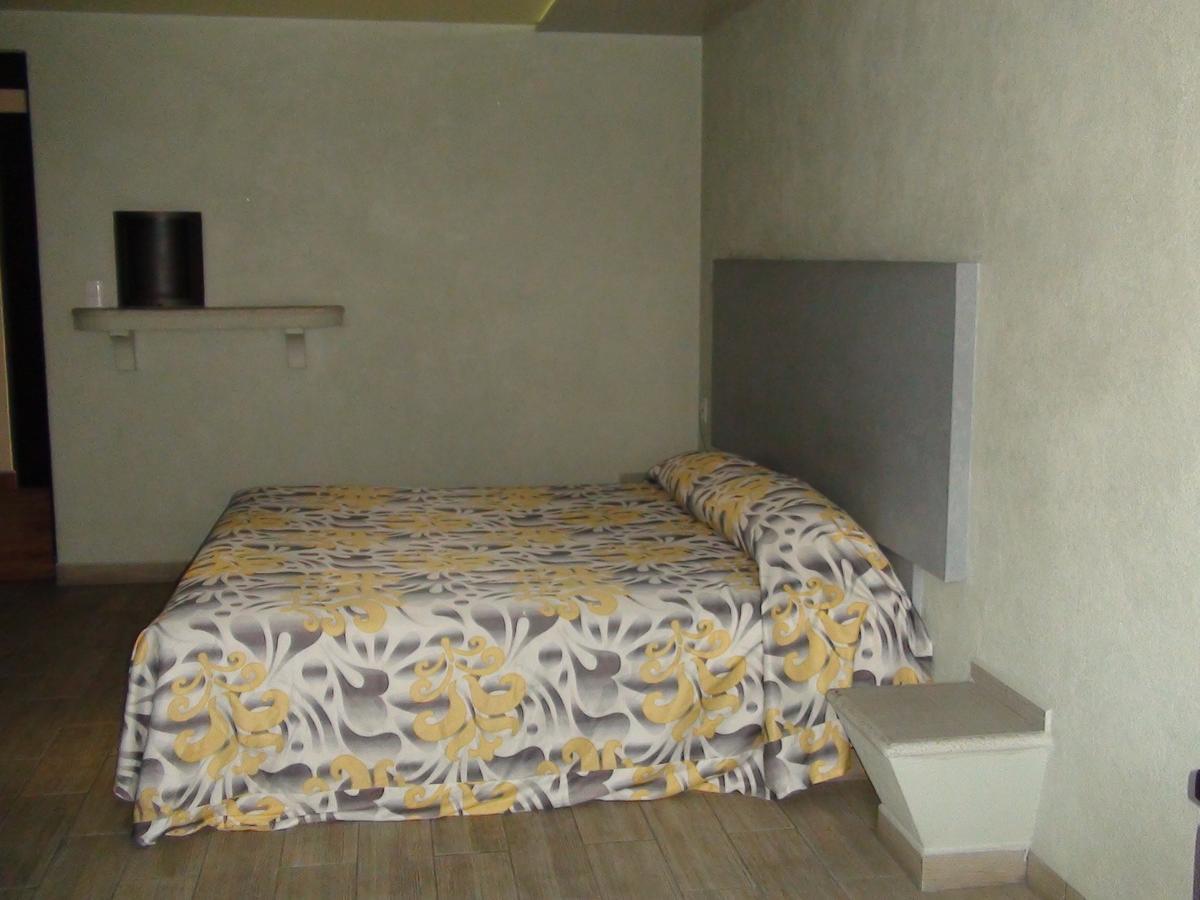& 7 Hotel