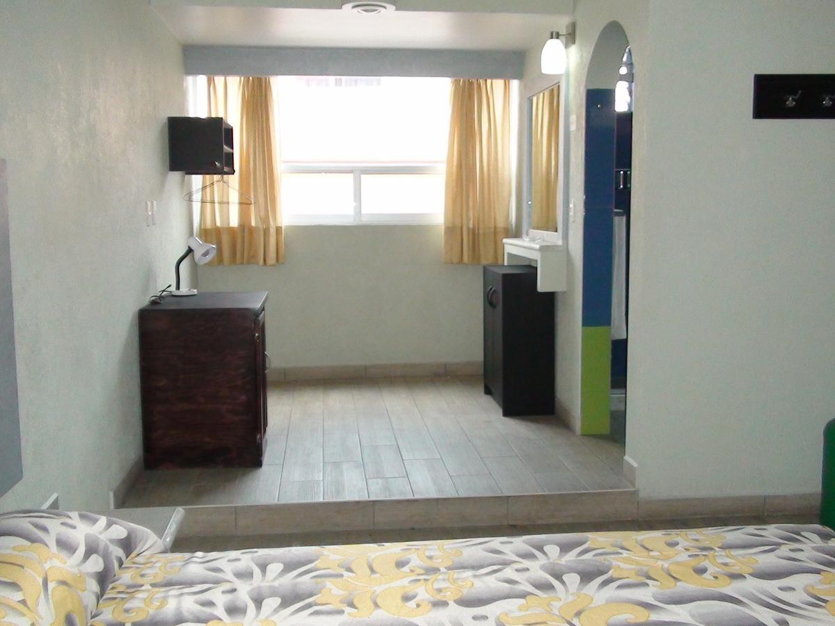 & 7 Hotel 2*