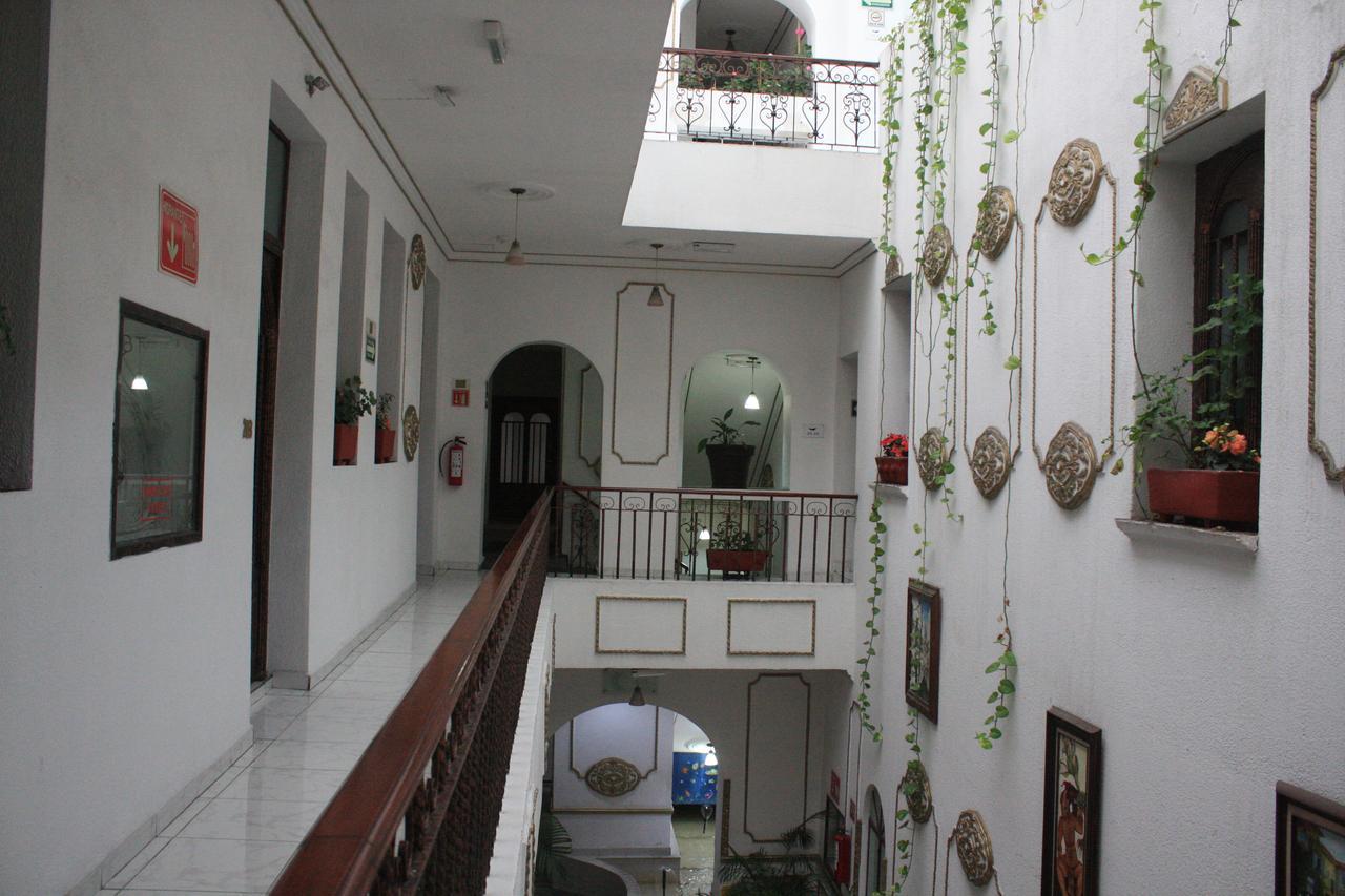 Hotel Casa De La Luna Mexico City