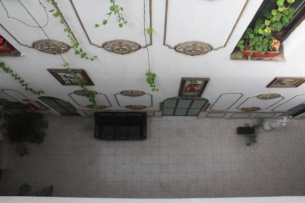 Casa De La Luna Hotel 3*
