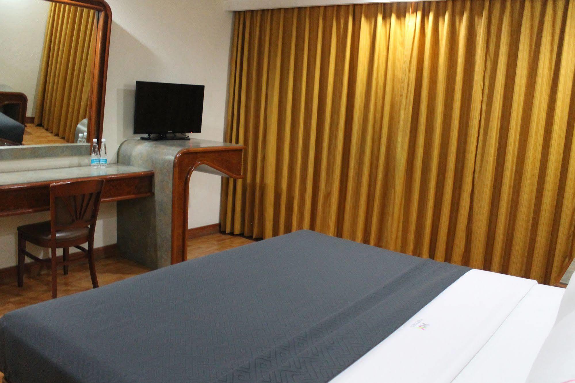 Hotel Mx Congreso