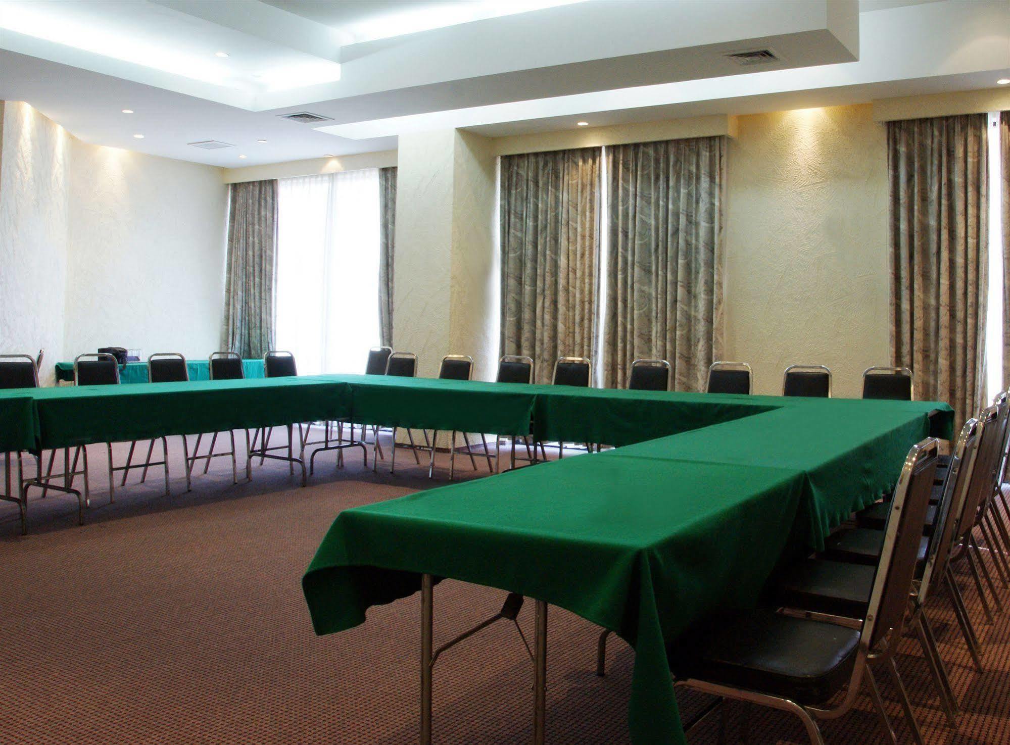 Hotel Porto Novo & 3*