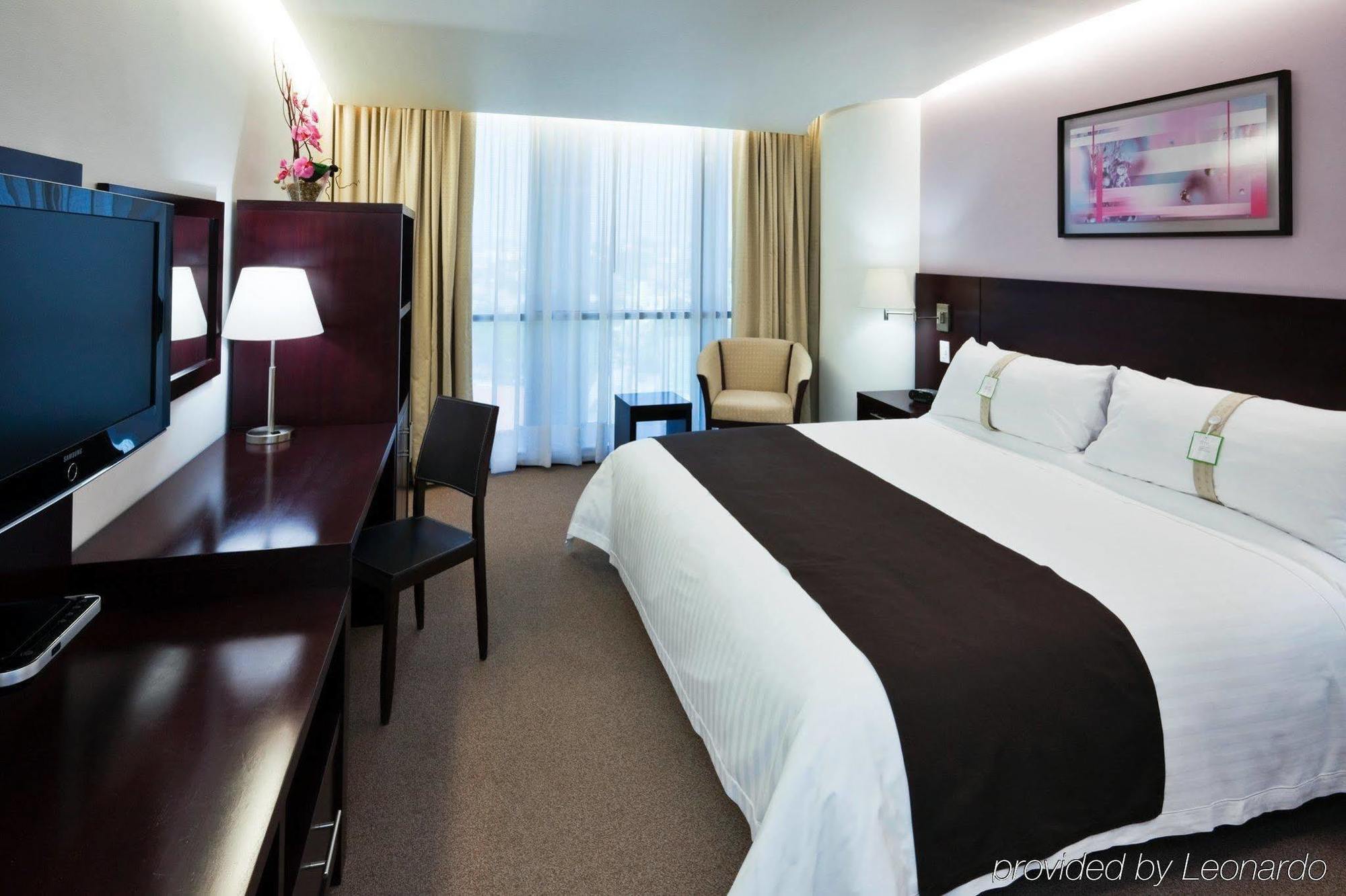 Hotel Hotel&suites Medica Sur, An Ihg 4*