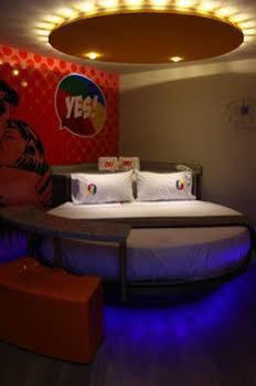 Oh! Oriente (adults Only)
