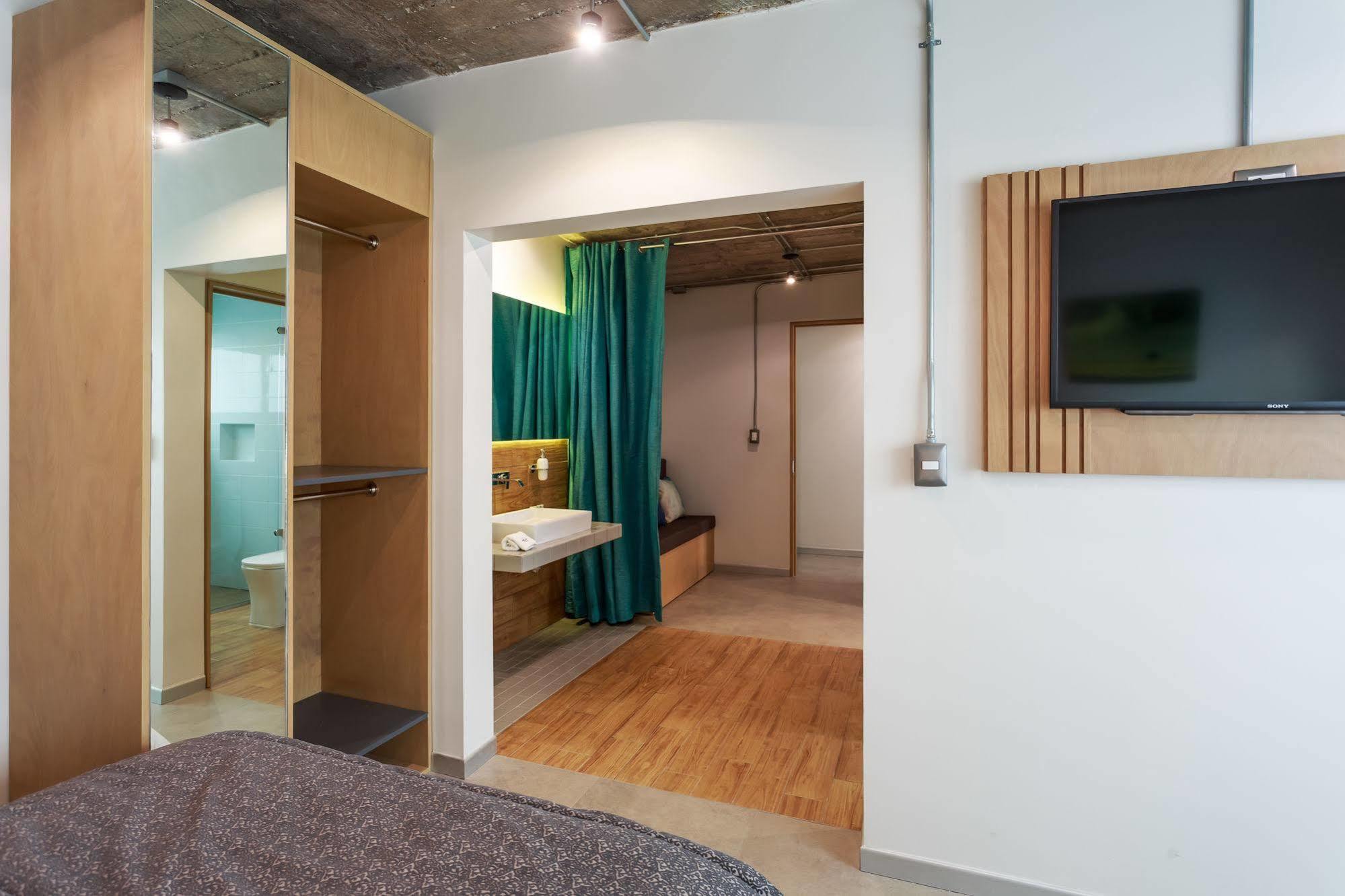 Aparthotel Vive Mx Wtc 4*