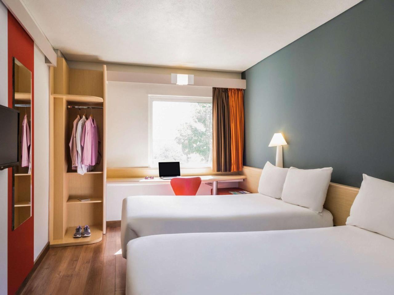 Ibis Perinorte Mexico City