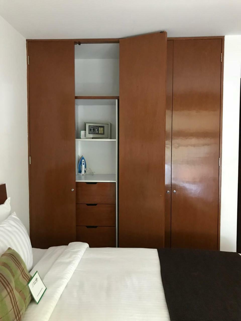 L´ Heritage Aristóteles 225 By Bluebay