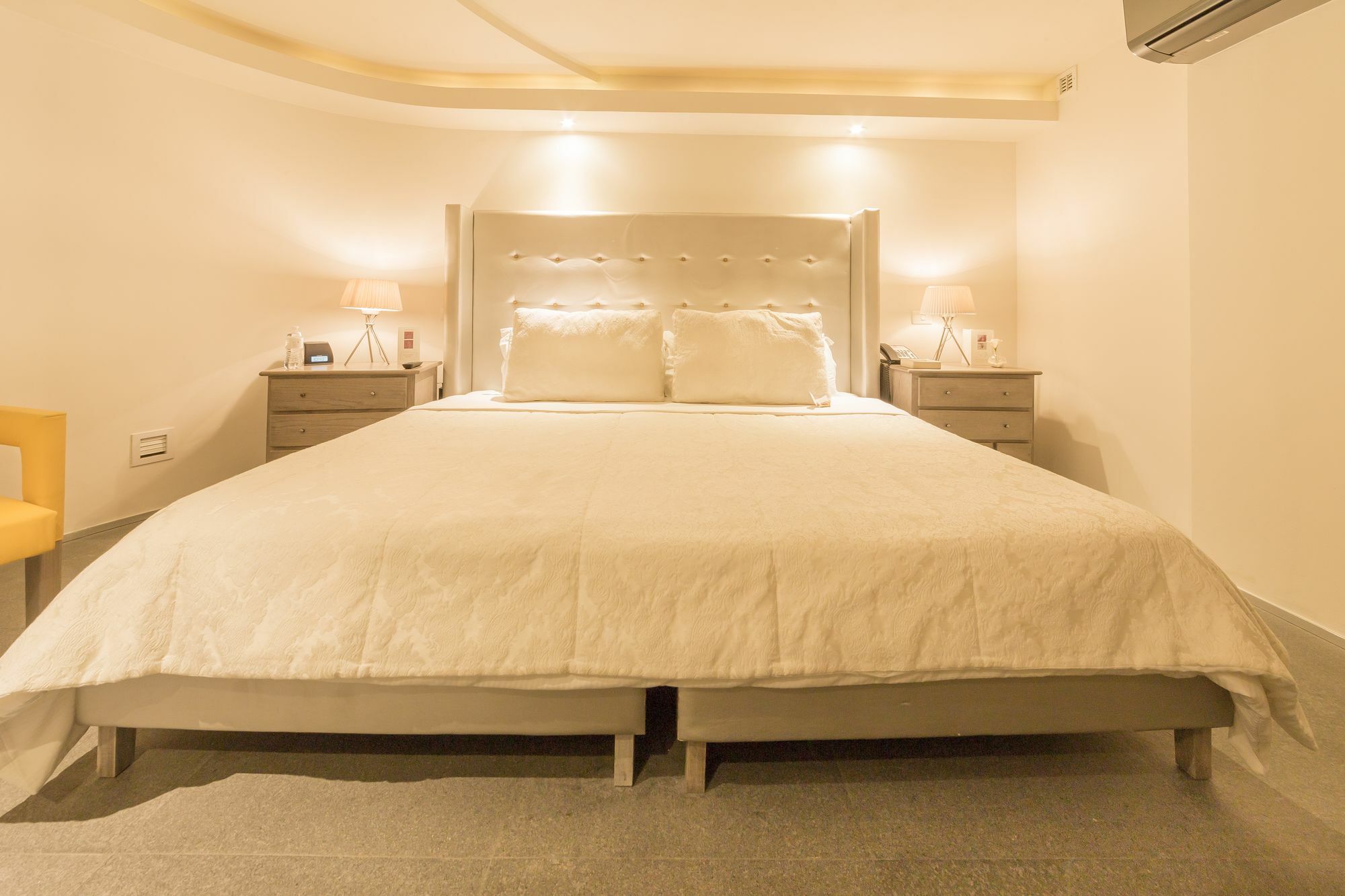 Hotel Contempo 5*