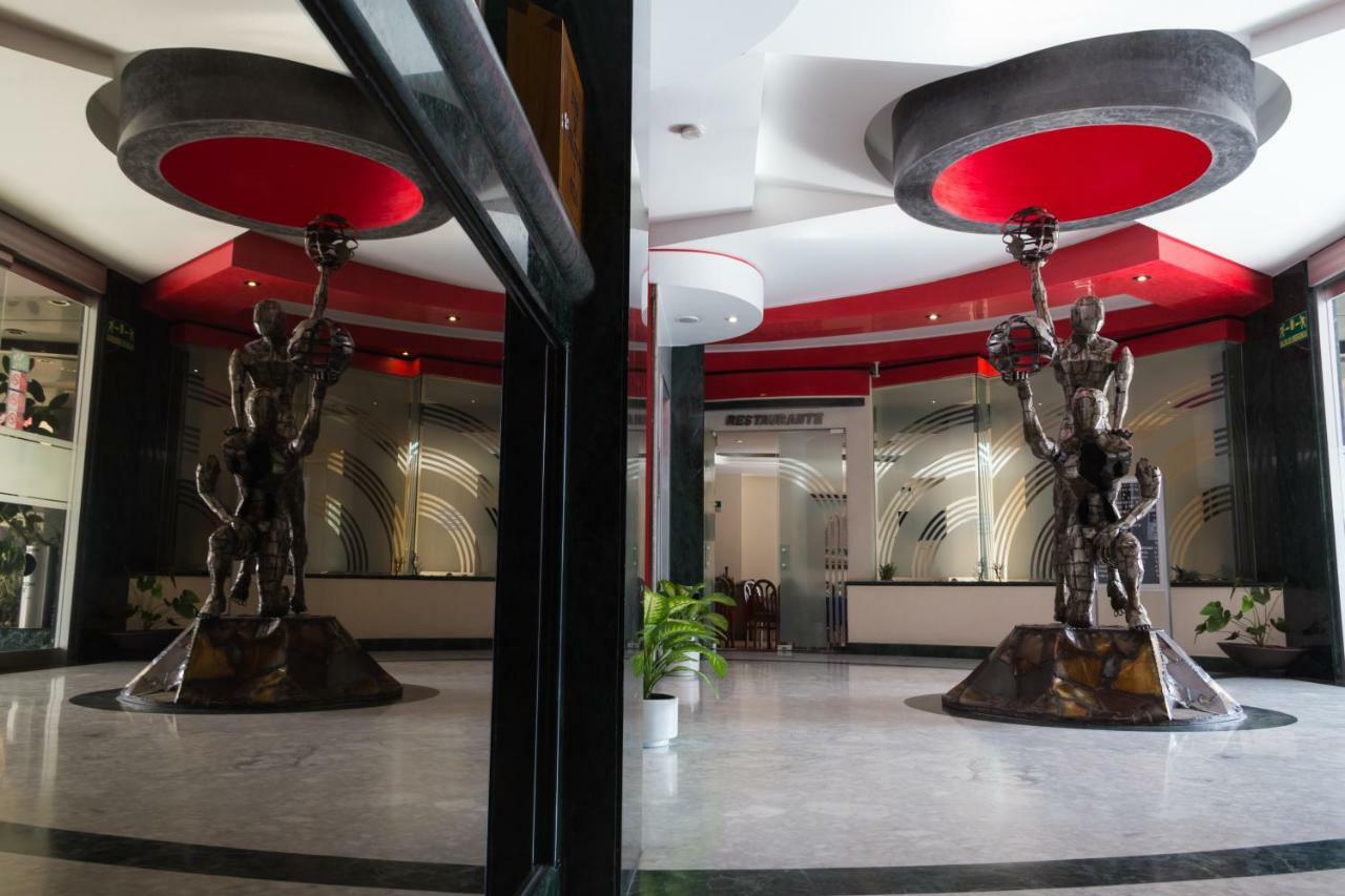 Ambos Mundos Hotel