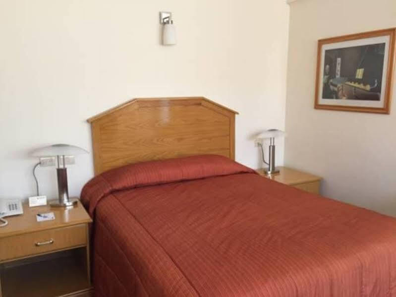 Ritz Ciudad De Hotel 4*