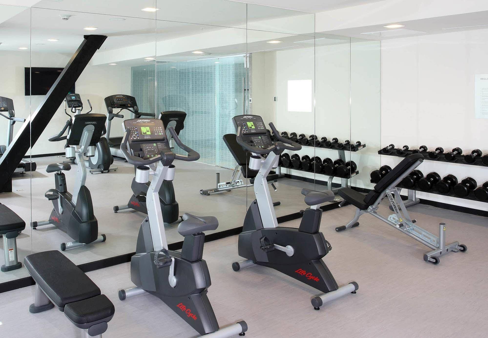Courtyard By Marriott Mexico Vallejo 4*