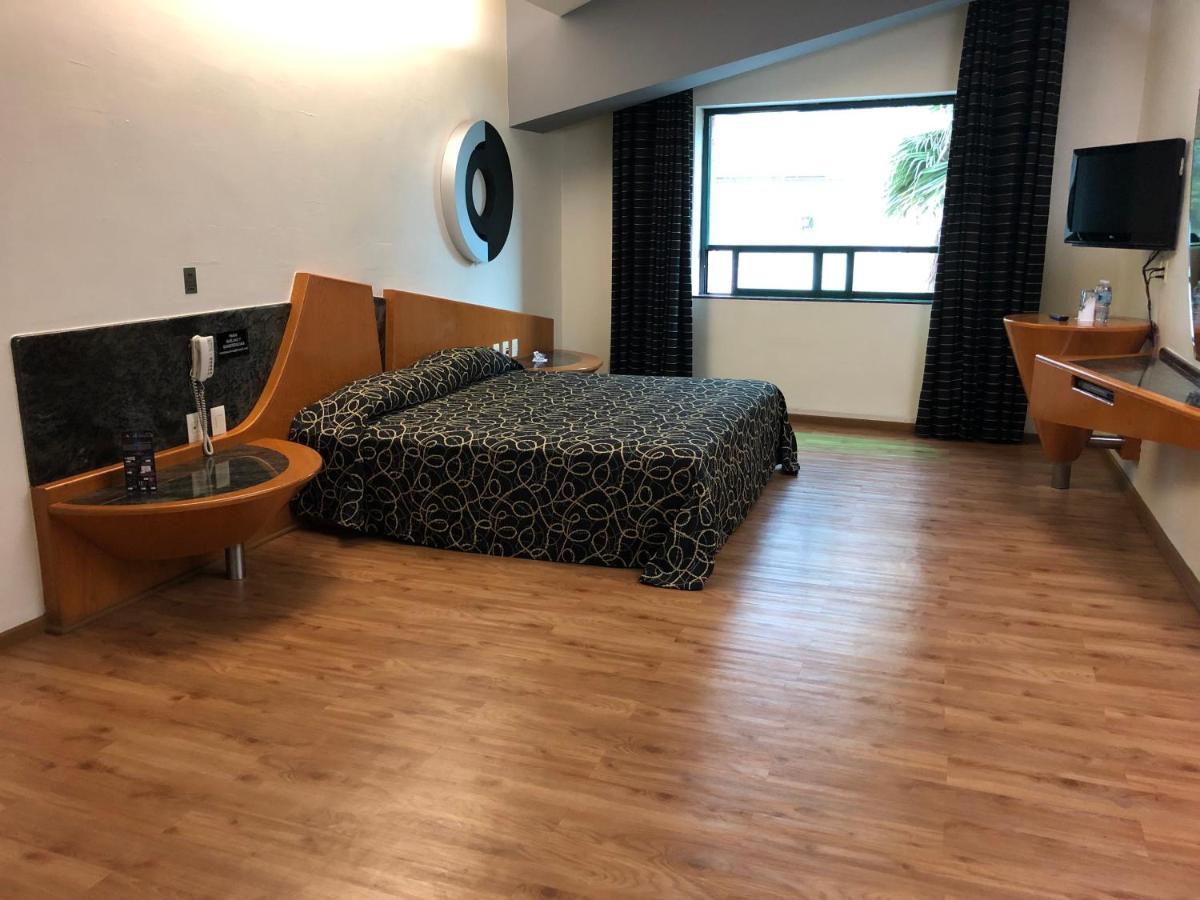 Hotel&villas Pasadena Impuestos No Incluidos El Pago Es Directamente En El 4*
