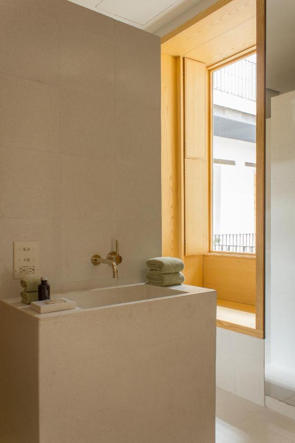 Circulo Mexicano, A Member Of Design