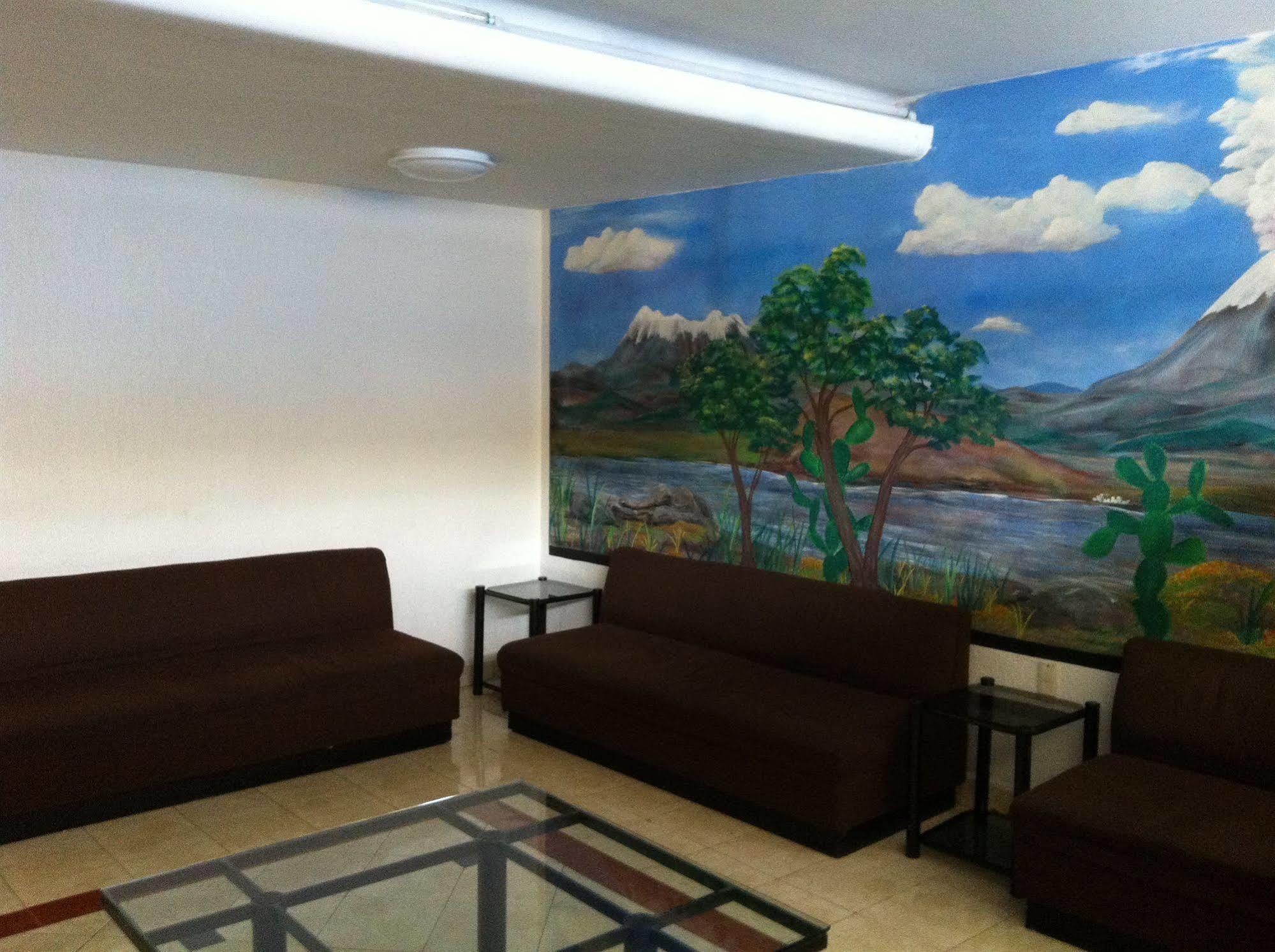 Hotel Dos Naciones 2*