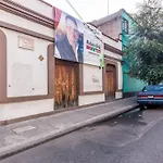 Nice Full Apartment, Downtown On Foot