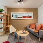Artsy, Hi-Tech Condo In The Heart Of Roma