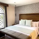 Parral 14 Boutique Hotel