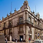 A Una Cuadra Del Zocalo Totalmente Nuevo