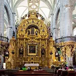 A Una Cuadra Del Zocalo Totalmente Nuevo