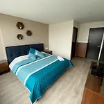 Napoles Suites