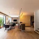 Casa Anatole France By Kukun