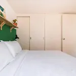 Quiet And Cozy With Terrace, King-Size Beds, And Parking Lot
