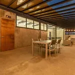 L303 Studio Apt Ac Rooftop Views Business C