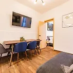 Santa Ma La Ribera Lofts By Vh