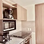 Espectacular departamento/estacionamiento, 3 TV’s