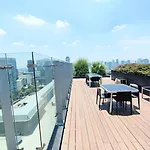 Luxurious High-Rise Hs Wifi, Amazing City Views