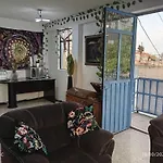 Habitacion En Departamento Compartido Con Consultorio Holistico En Zona Turistico