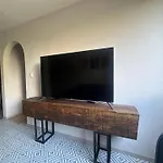 Urban Oasis In Roma - Wifi - Laundry - Sleeps 7