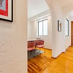 Spacious Roma Norte Apartment Near Dining And Shops
