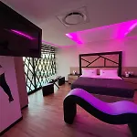 Hotel City Lights