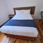 Hostal Schultz