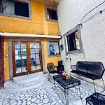 Casita Del Arbol