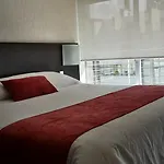Grupo Kings Suites -Monte Chimborazo 537