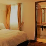 Condesa Suites