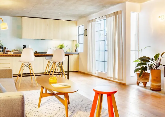 Chic And Minimalist Loft