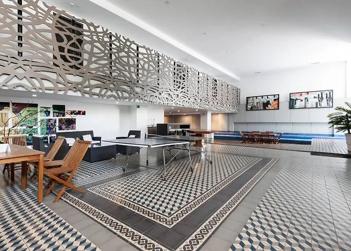 Beautiful Loft. King Size Bed. 150 Mbps Internet.